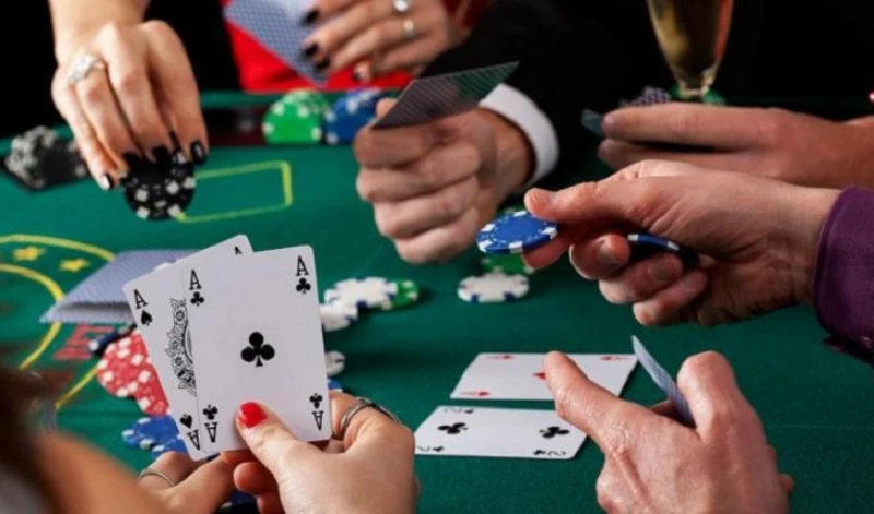 Việc hiểu rõ thứ tự bài trong Poker là vô cùng quan trọng