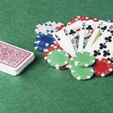 Thứ tự bài poker là gì? Cùng cách sắp xếp bài